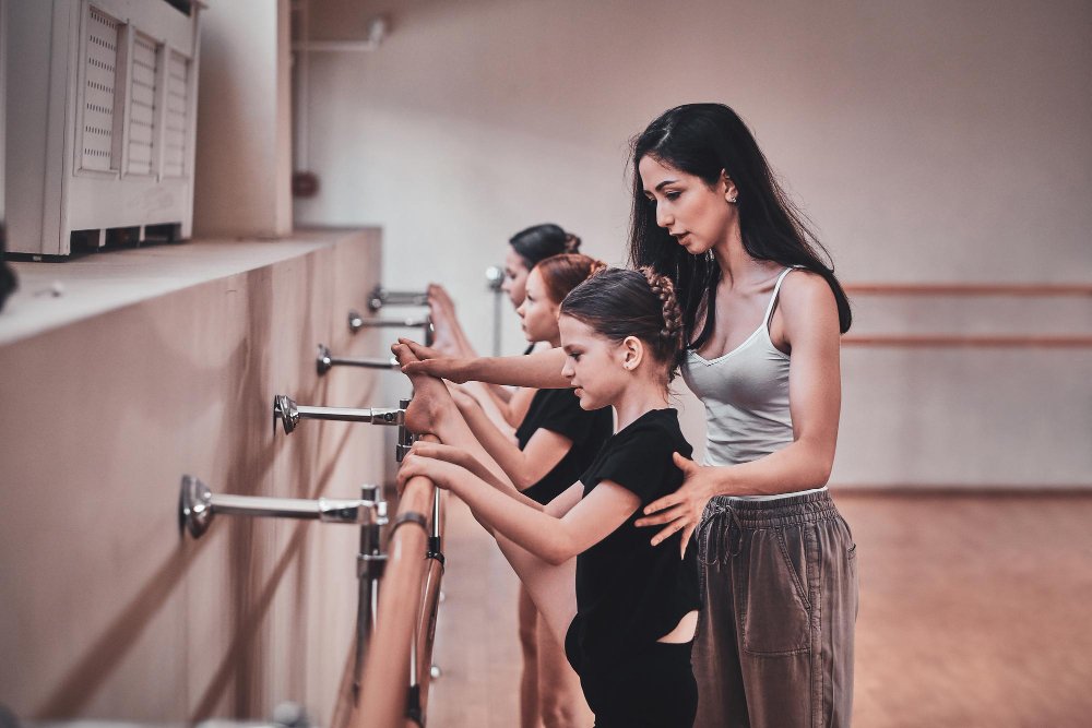 dance instructor teaching beginners